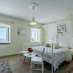 Two-bedroom In Mokalo Σπίτι διακοπών