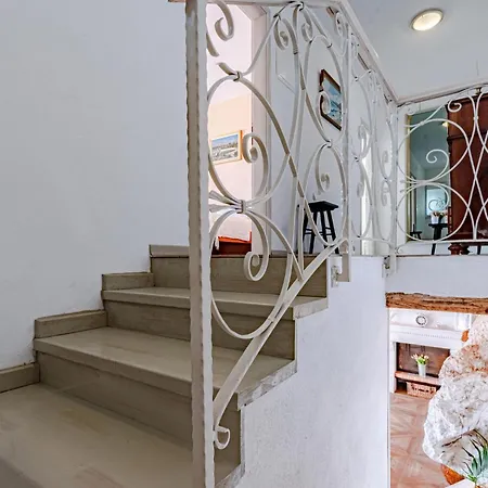 Cozy In Mokalo With House Sea View