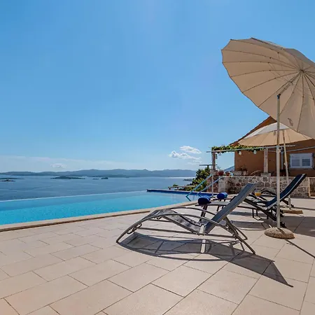 Σπίτι διακοπών Cozy In Mokalo With House Sea View Orebić