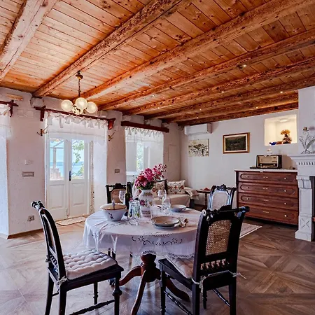 Two-bedroom In Mokalo Feriehus Jurjević