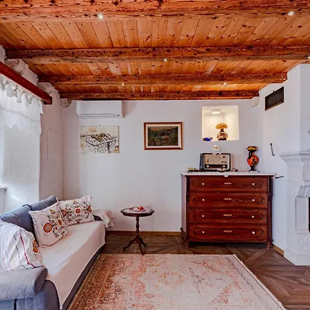 Two-bedroom In Mokalo Feriehus *