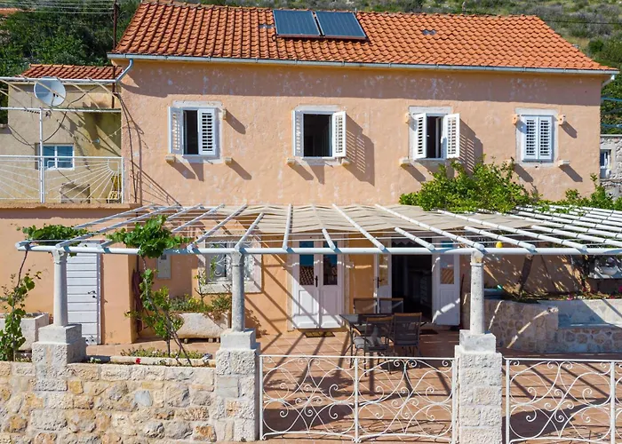 Two-bedroom In Mokalo