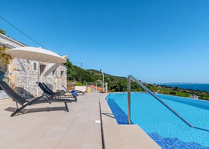 Holiday home Two-bedroom In Mokalo