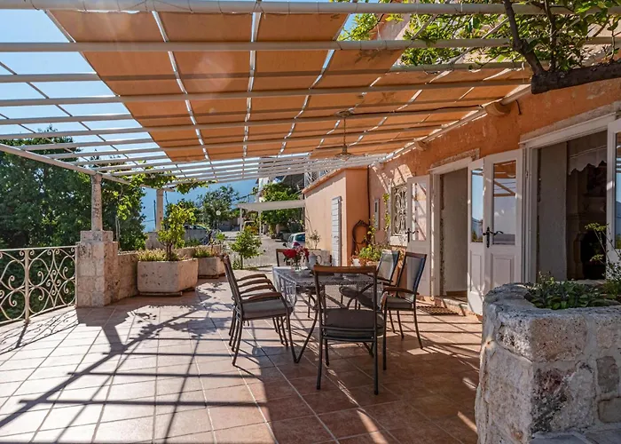 Holiday home Two-bedroom In Mokalo Jurjevic