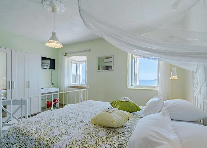 Two-bedroom In Mokalo