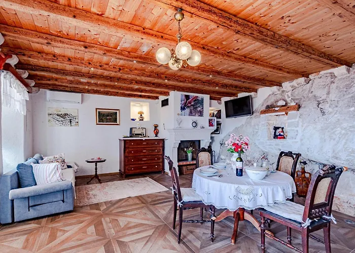 Two-bedroom In Mokalo *